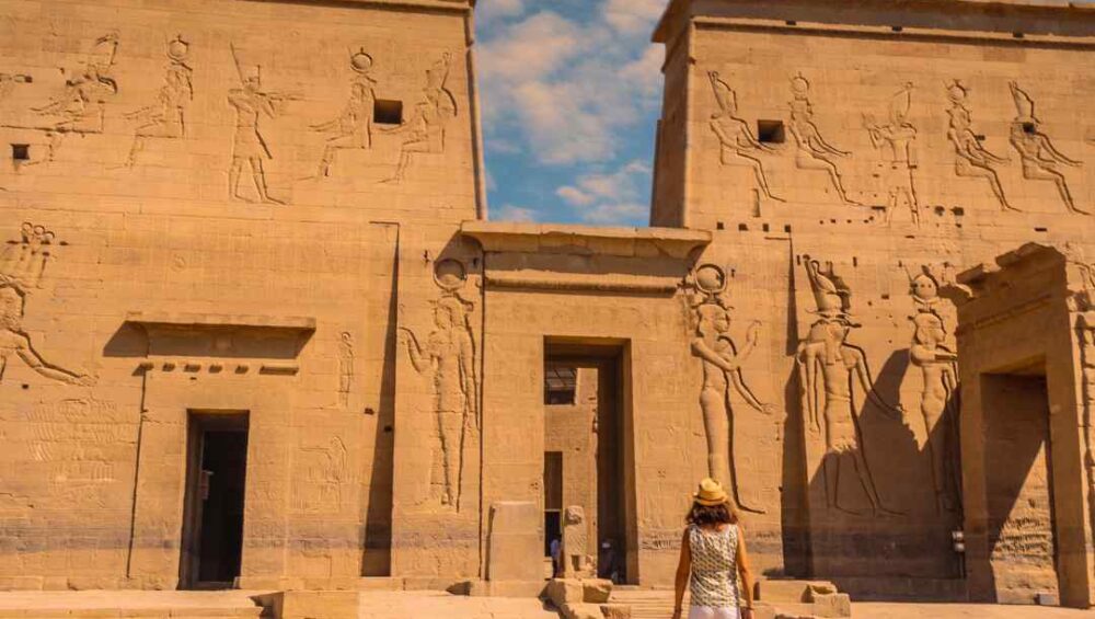 Luxor Aswan tour packages, Nile cruise Luxor to Aswan, Aswan Luxor tour itinerary, best Luxor Aswan Nile cruise, best time for Luxor Aswan cruise, luxor aswan tour packages