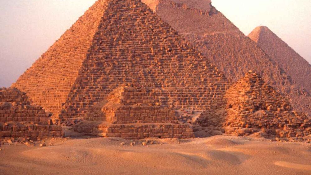 cairo day tour, pyramids day tour from cairo, best cairo day tours, cairo day tour cost, egyptian museum cairo day tour, cairo historical day tour, cairo islamic and coptic day tour, best time for cairo day tour, cairo day tour with lunch
